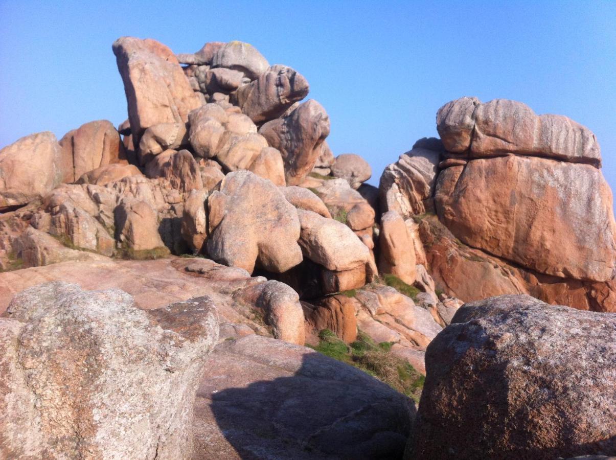 Trestraou, Cote De Granit Rose, Studio Vue Mer, Rez-De-Chaussee Perros-Guirec Luaran gambar